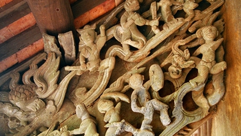 Nghệ thuật Việt: thô mộc, hồn nhiên