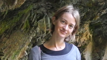 Aurélie và kỷ vật lời rao