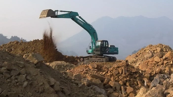 Lợi dụng chính sách để xuất khoáng sản thô?