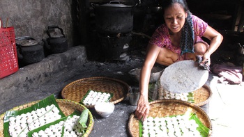 "Bánh nách" nuôi cả gia đình