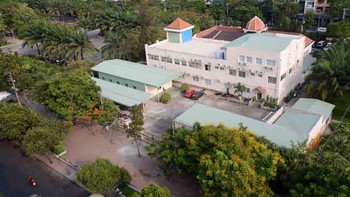 1 nhà hát - 3 nhiệm kỳ