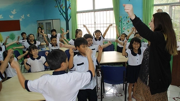 Học và dạy tiếng Anh: Về ba bí quyết then chốt