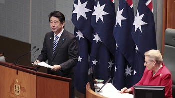 Lời mời của ông Abe