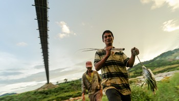 Cái sự nghèo quê tôi