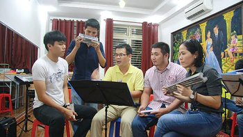 Harmonica Việt Nam: Cây kèn nhỏ bước vào cuộc chơi lớn