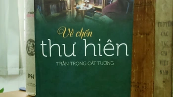 Về chốn thư hiên cất đi phiền muộn