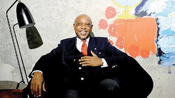 Ứng viên chức chủ tịch FIFA Tokyo Sexwale: “Tôi hiểu rõ dân chủ là gì”