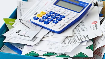 Từ khó thu thuế đến chảy máu chất xám