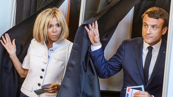 Không có cuộc bách bộ cho ông Macron