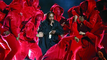 Kendrick Lamar và sự trỗi dậy của những chiến binh báo đen
