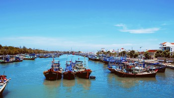 Thương mãi vị quê nhà