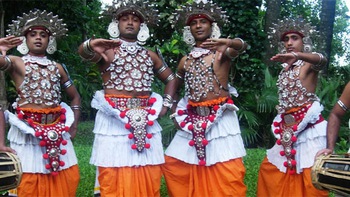 Điều gì xảy ra trước lễ Phục sinh đẫm máu ở Sri Lanka?