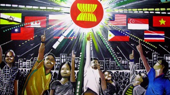 Giữa hai đại dương và một ASEAN trung lập bền vững
