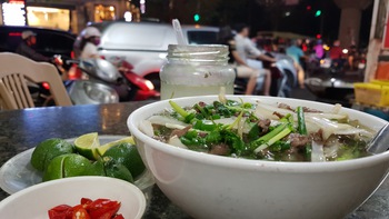 Không gian phở Hà Nội: <>Biên niên sử phố phường