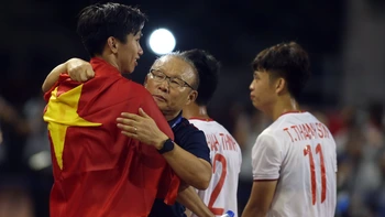 Bóng đá Việt Nam: Phải nghĩ lớn hơn SEA Games!