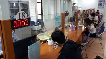 Dịch COVID-19 bùng phát: 2-3 triệu lao động có nguy cơ bị ngừng việc