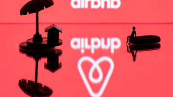 Airbnb: Lâu đài cát và cơn sóng đại dịch
