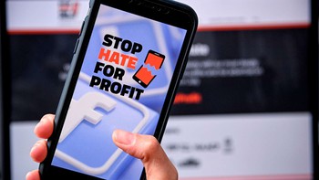 Facebook có "phây phây" dù bị tẩy chay?