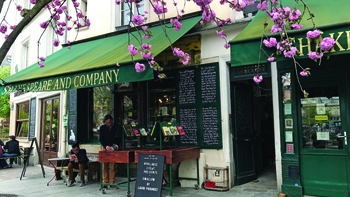 Số phận những hiệu sách huyền thoại của Paris
