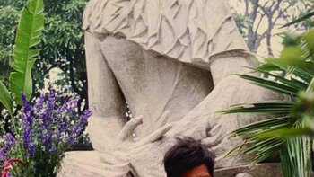 Nguyễn Huy Thiệp: Giữa Chekhov và Carver