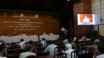 Vận động bầu cử qua mạng xã hội