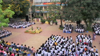 Kinh tế nằm nhà
