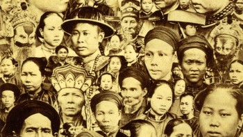 Việt Nam qua “Buổi đầu nhiếp ảnh Việt Nam”
