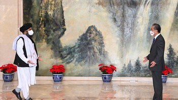 Tây Vực và Trung Nguyên