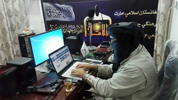 Internet thời Taliban: từ cấm cản đến công cụ