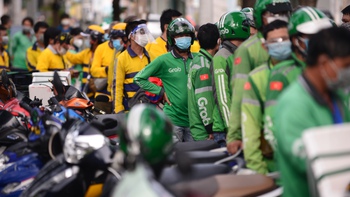 Nỗi niềm shipper mùa dịch