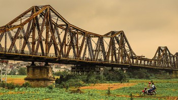 Để tránh những đắp điếm hình hài vô nghĩa