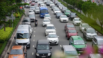 Khi cha sợ con nối nghiệp