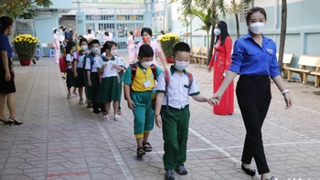 Học từ việc đi học