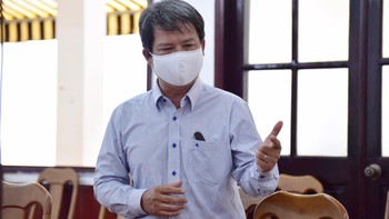 Cơn bão Úc trên đường đua xanh
