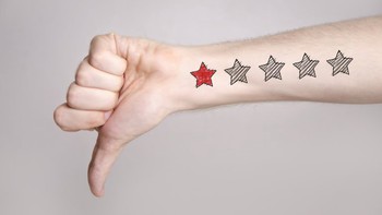 “Nhìn thấy 1 sao, chúng tôi cay mắt và đau lòng quá”