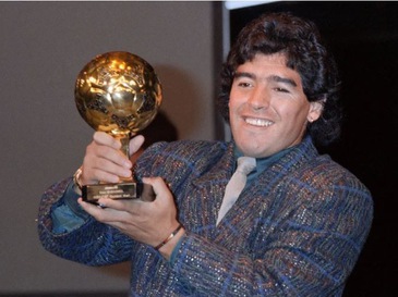 Quả bóng vàng bị trộm của Maradona xuất hiện ở phiên đấu giá