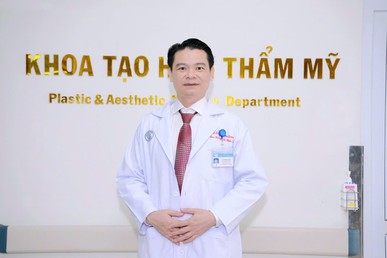 TS.BS.CKII Trần Văn Dương - Trưởng khoa Tạo hình thẩm mỹ, Bệnh viện Chợ Rẫy: Trọn vẹn là khi vết thương cơ thể và tâm hồn cùng được chữa lành