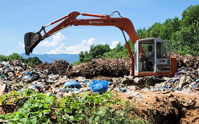 Rác bủa vây... nhà máy xử lý rác huyện Sơn Hà, Quảng Ngãi