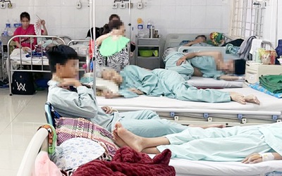Vụ ngộ độc sau ăn bánh mì: Số người vào viện đã tăng lên trên 200