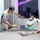 Màn xin tiền vợ siêu cồng kềnh của ông chồng trẻ