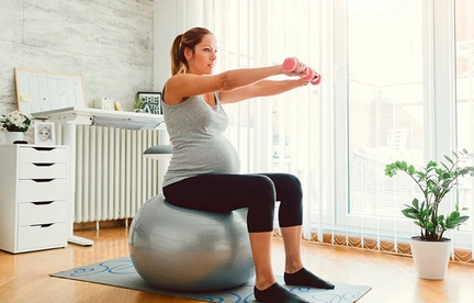 Có nên duy trì việc tập luyện khi đang mang thai?