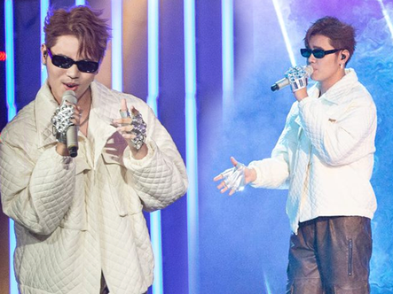 Lâm Phúc hóa 'trai hư' trong đêm live show 4 Vietnam Idol