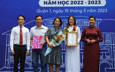 Trường Trần Đại Nghĩa tôn vinh phụ huynh trong lễ khen thưởng học sinh giỏi