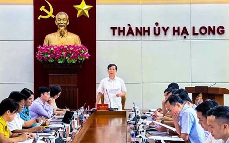 Kỷ luật hành chính - công vụ