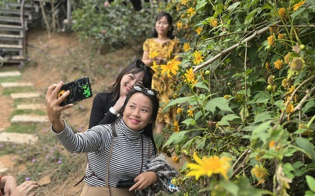 Khách Việt tìm kiếm nơi trốn nắng dịp lễ 30-4 và 1-5