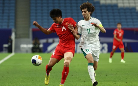 U23 Việt Nam - U23 Iraq (hiệp 2) 0-1: Ali mở tỉ số