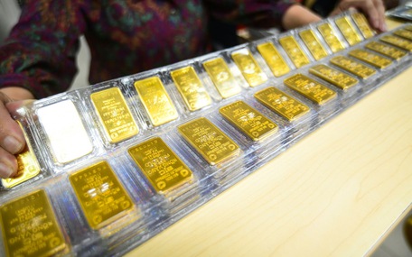 Giá vàng tăng sốc, nhu cầu vàng ở Việt Nam vẫn cao nhất 9 năm, vì sao?