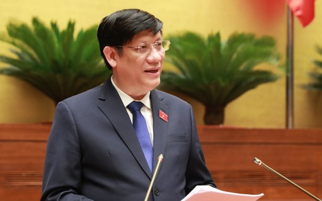 Bộ trưởng Bộ Y tế Nguyễn Thanh Long trình Quốc hội dự án Luật khám bệnh, chữa bệnh sửa đổi