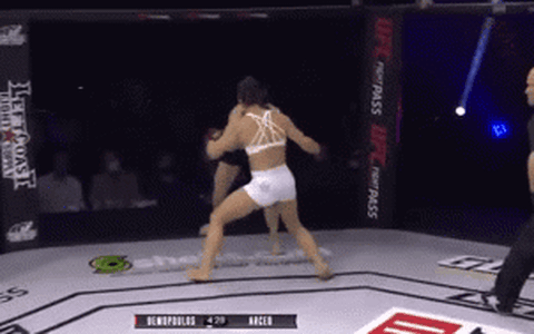 Xem 'hot girl MMA' lên gối hạ 'nốc ao' đối thủ chỉ sau 37 giây