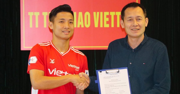 Bùi Tiến Dũng ký hợp đồng dài hạn với Viettel trước ngày ‘đại chiến’ Hoàng Anh Gia Lai